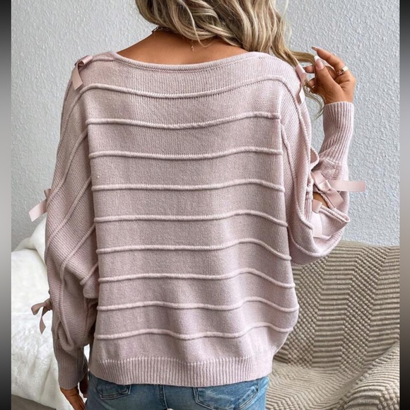 Cozy Batwing Sleeve Boat Neck Knot Detail Split Sleeve Sweater Top - Picture 2 of 7